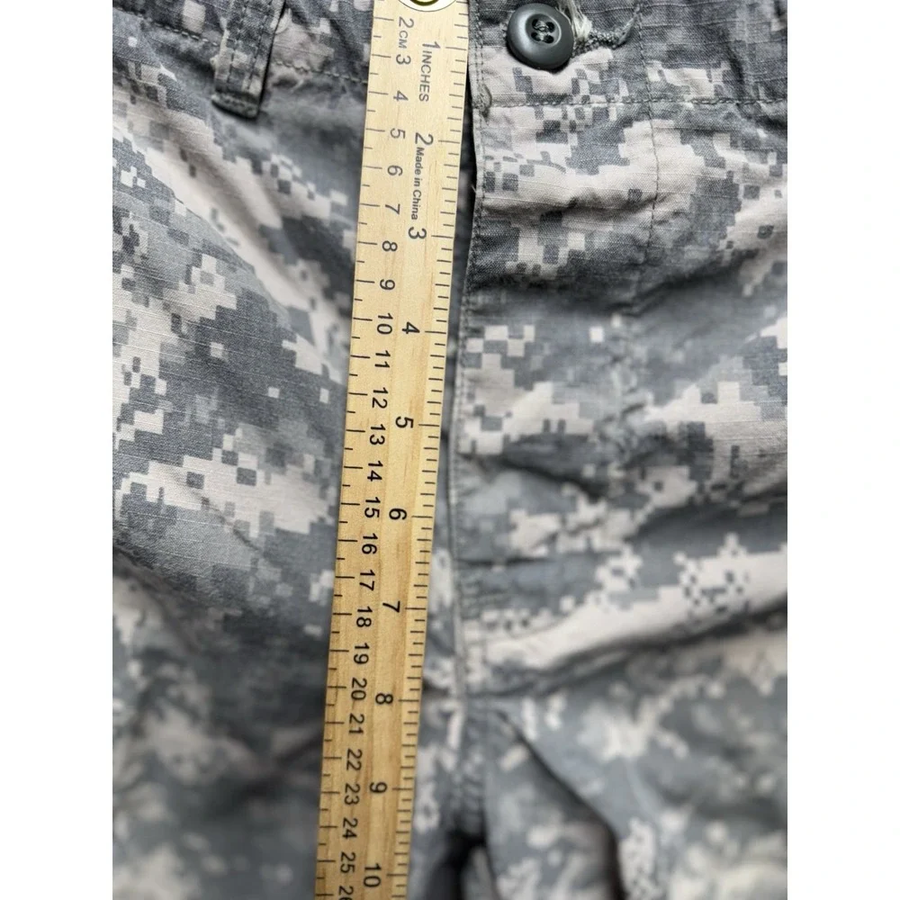 US‎ Army ACU Pants Mens Medium Short UCP Digital Camo Ripstop Cargo Stained USGI